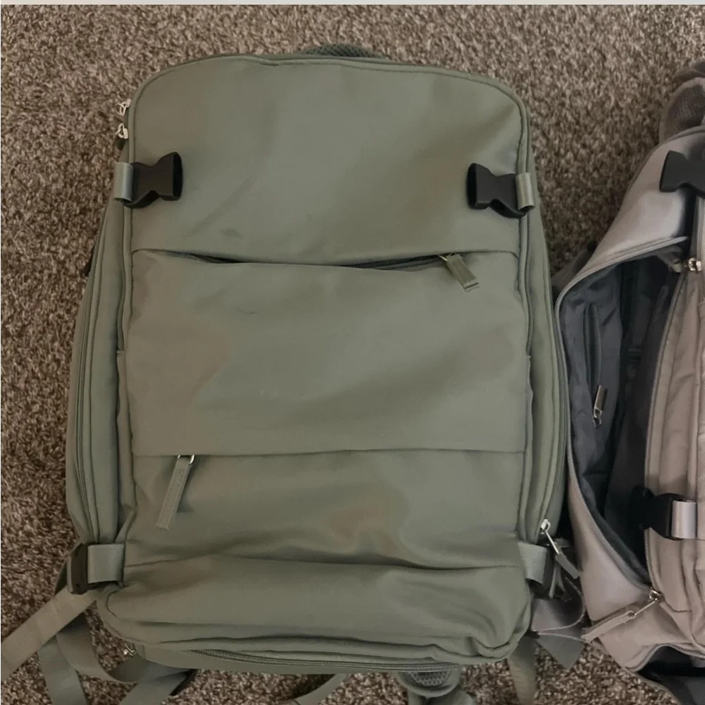 Men's Travel Backpack - Sage Green and Light Gray